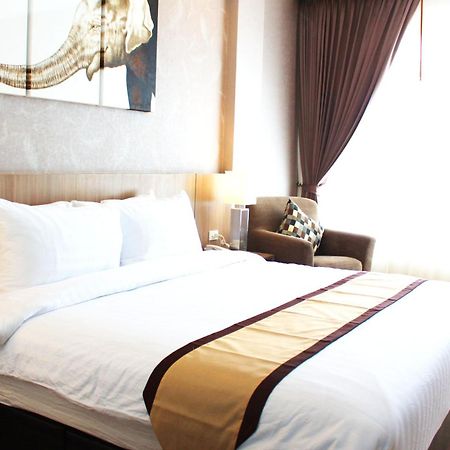 תאקהק Sr Boutique Hotel מראה חיצוני תמונה