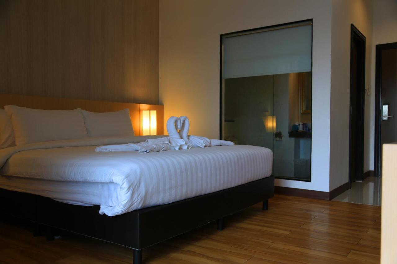 תאקהק Sr Boutique Hotel מראה חיצוני תמונה
